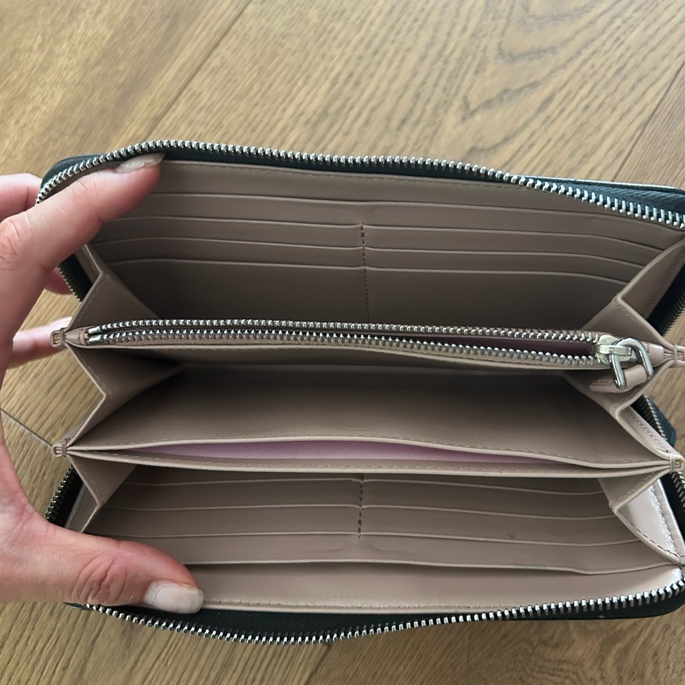 Prada Black Saffiano long Wallet - Picture 5 of 8
